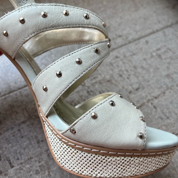 Anne Klein Designer Platform Heel Sz 7.5 - Picture 4 of 8